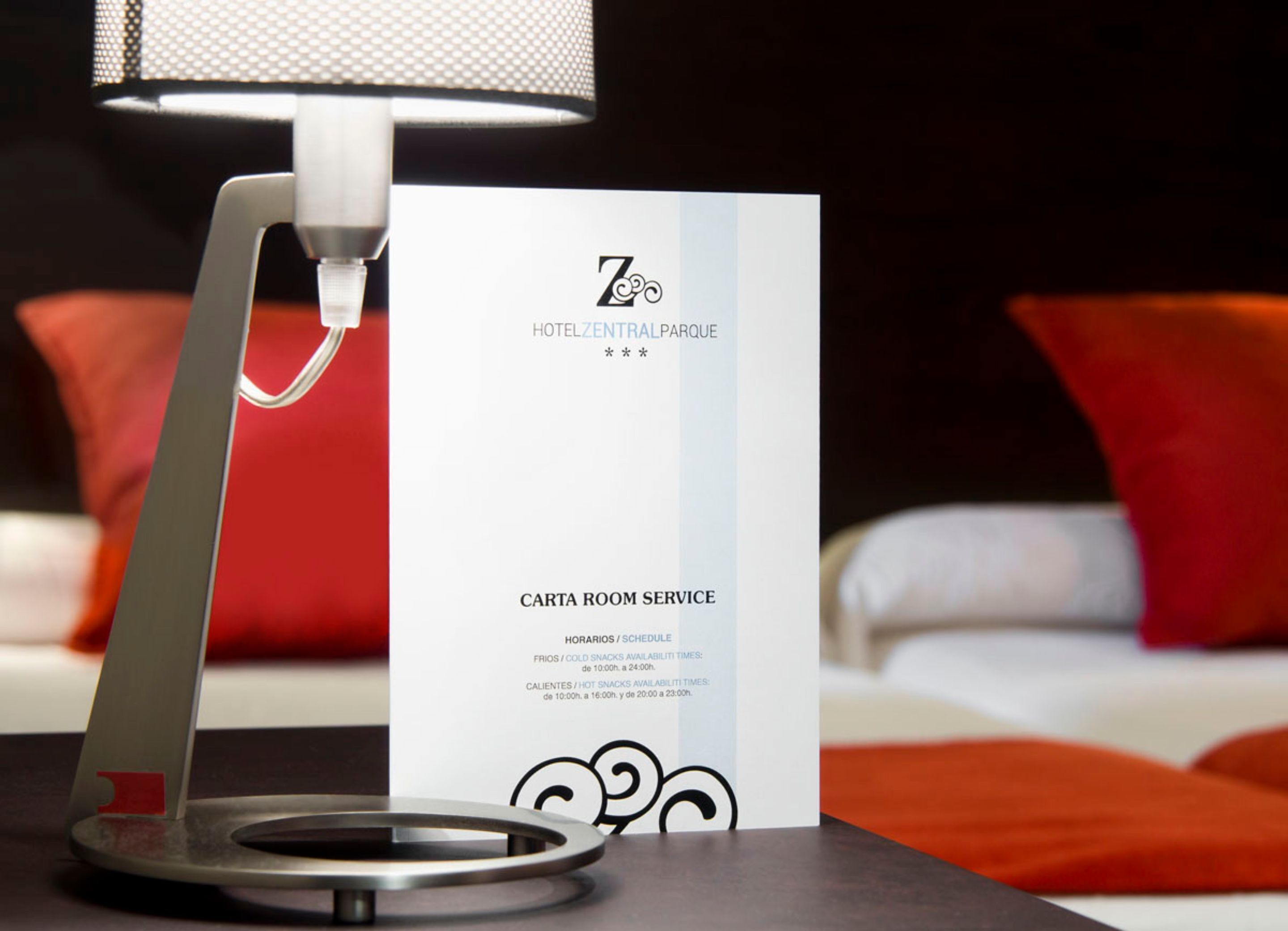 in-room safe, desk, soundproofing, free wifi