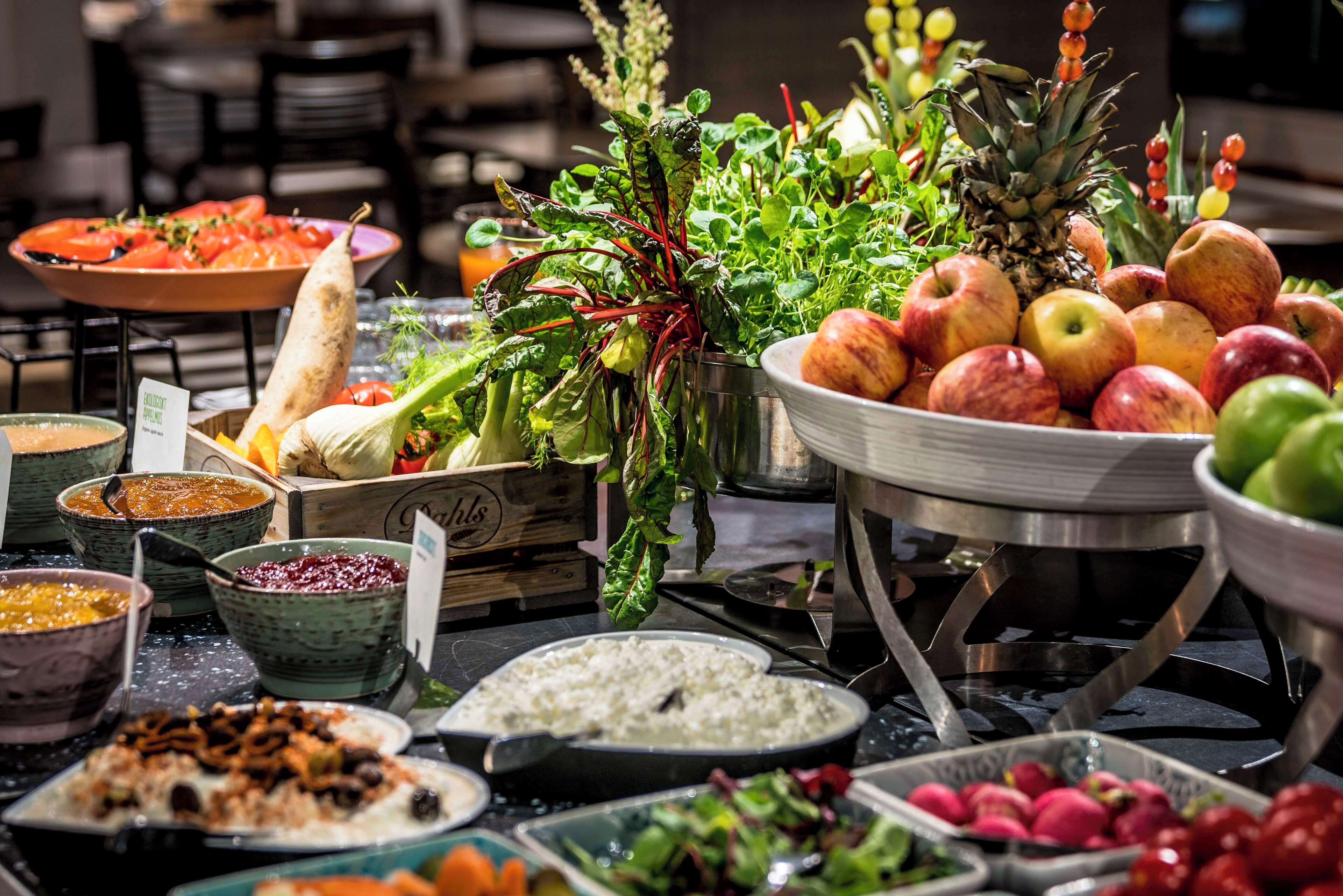 Daily buffet breakfast (SEK 275 per person)