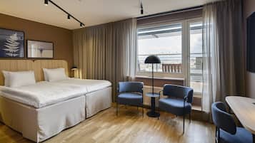 Superior kamer (King) | 1 slaapkamer, een bureau, verduisterende gordijnen