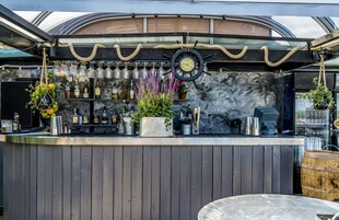 2 bares/lounges, bar na cobertura