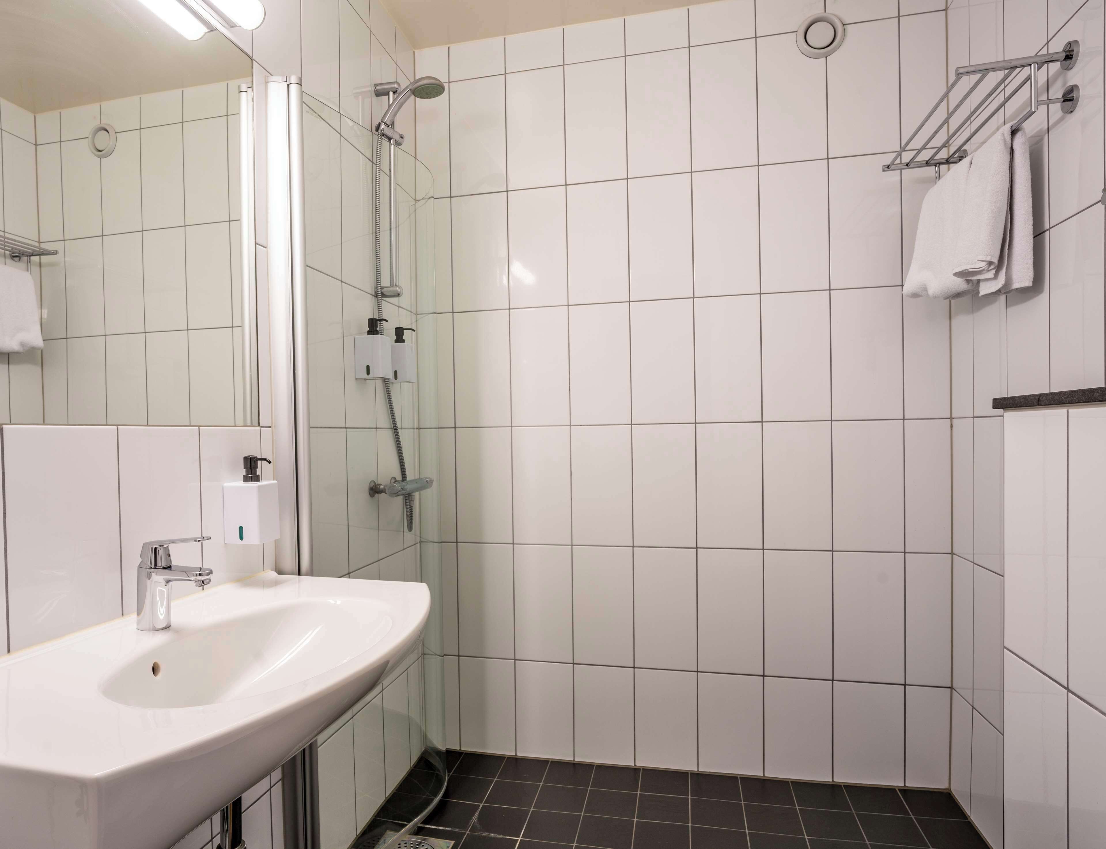 hair dryer, heated floors, towels, soap