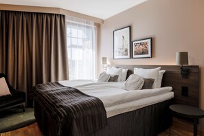 Family Room (Four) | Iron/ironing board, free cribs/infant beds, free WiFi, bed sheets - Scandic Strömmen (Norrköping)