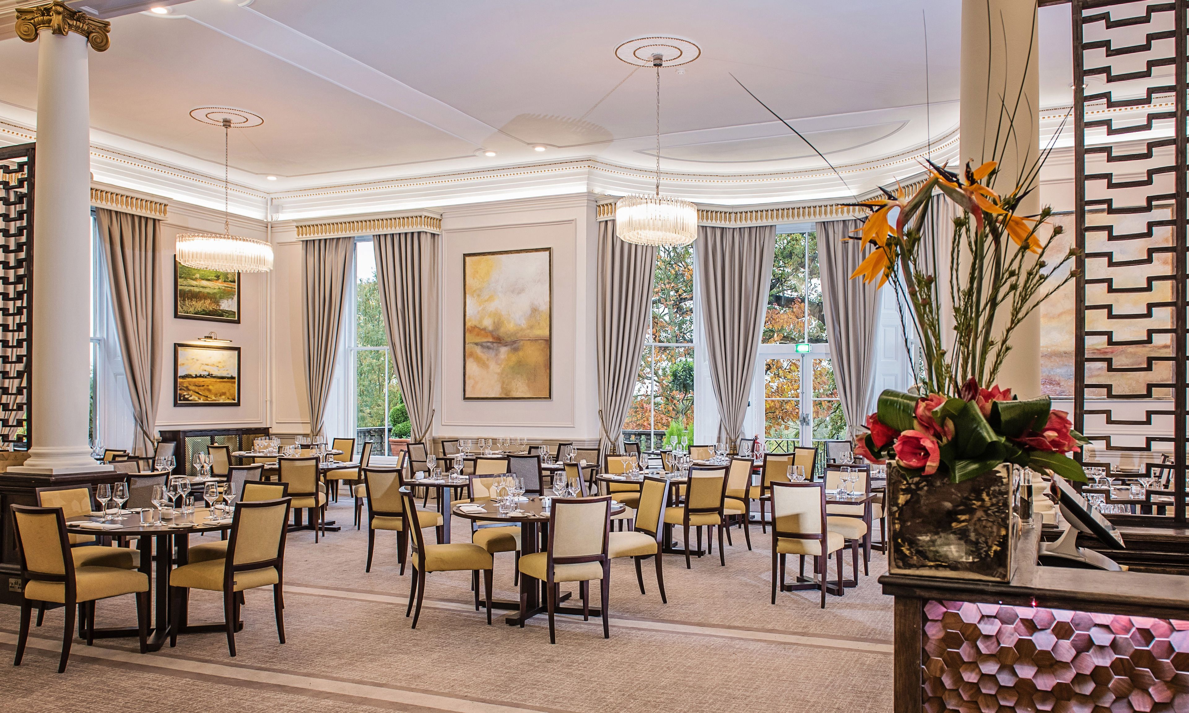 Breakfast, lunch, dinner served; British cuisine, garden views 