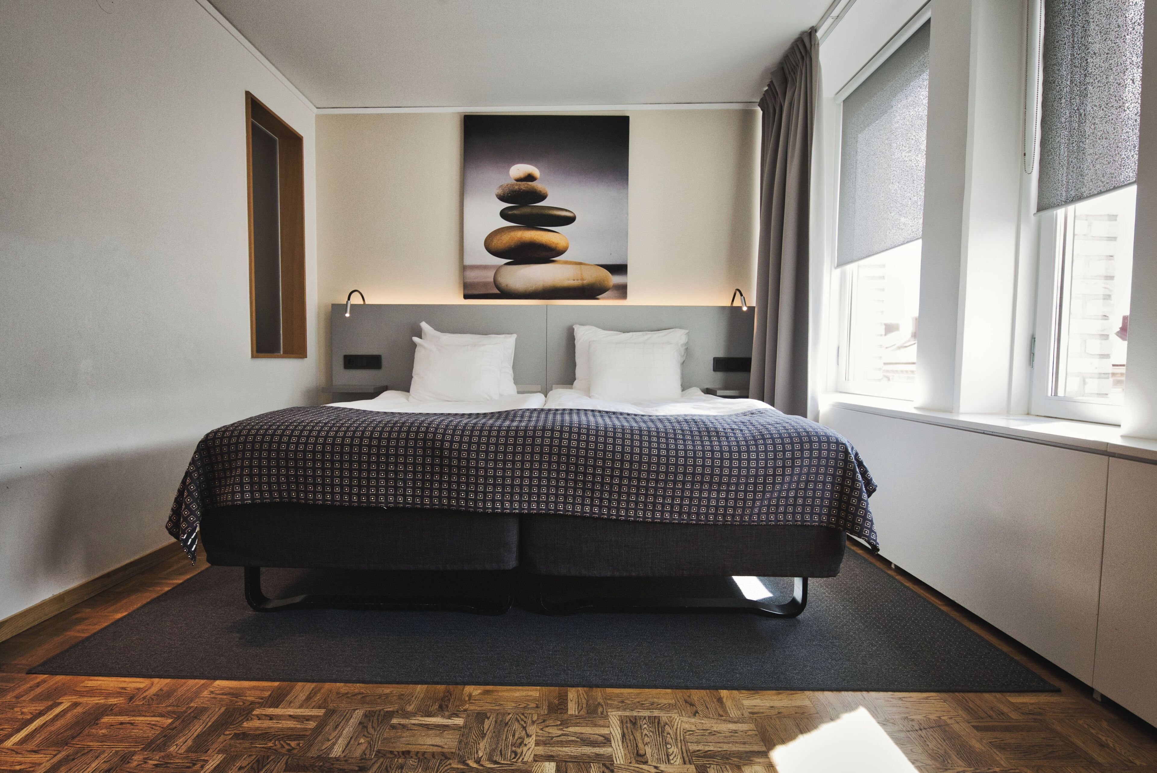 superior room | 1 bedroom, hypo-allergenic bedding, in-room safe, desk