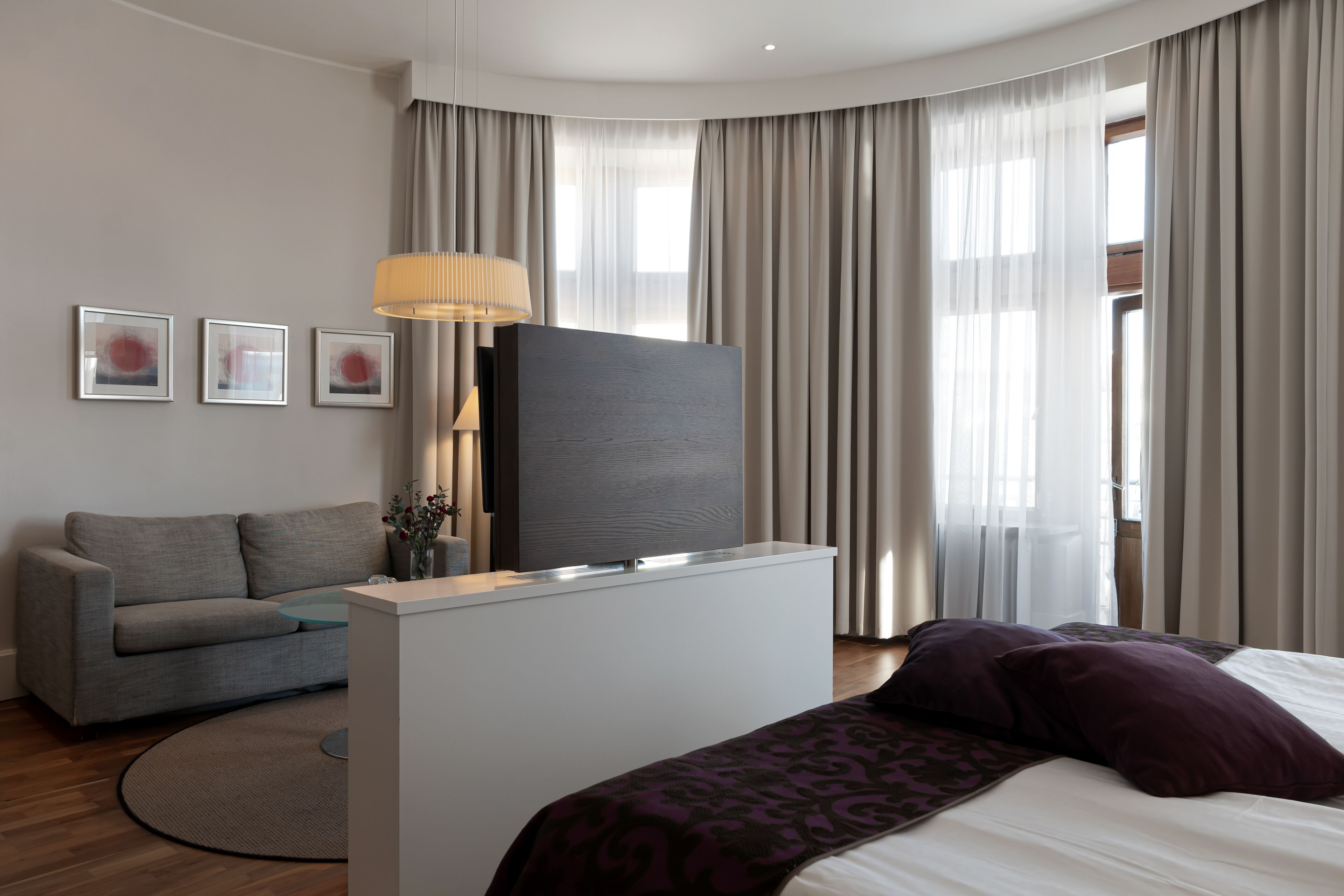 suite | 1 bedroom, premium bedding, pillow-top beds, minibar