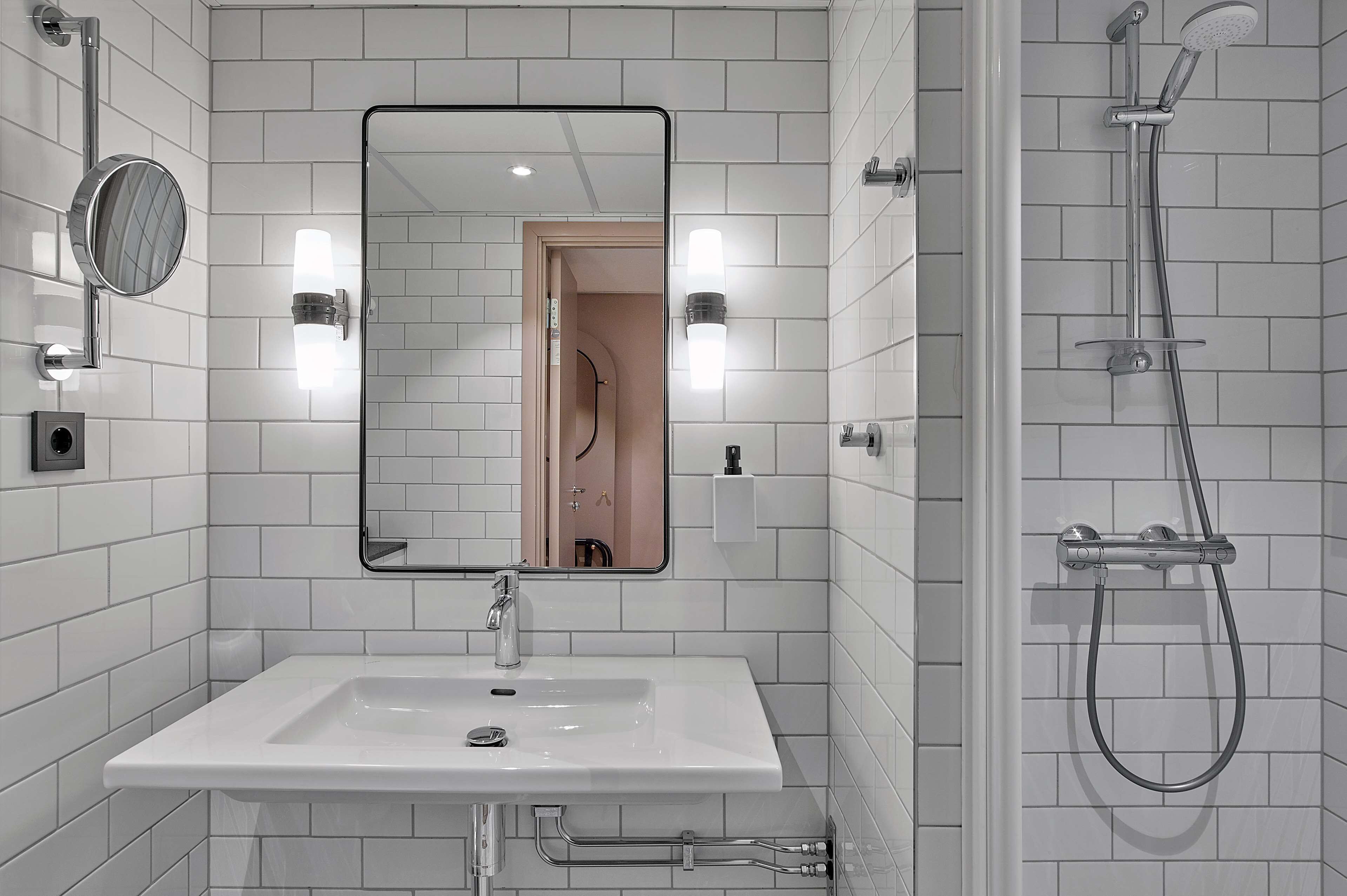 in-room safe, desk, soundproofing, iron/ironing board