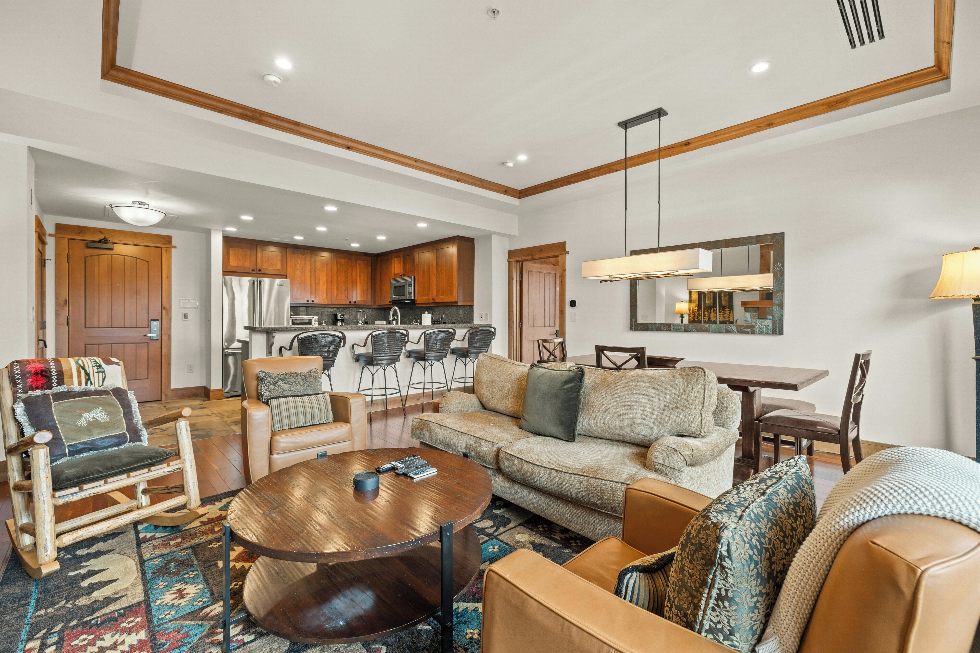 Habitación, 2 habitaciones (BIg Horn Lodge) | Comedor