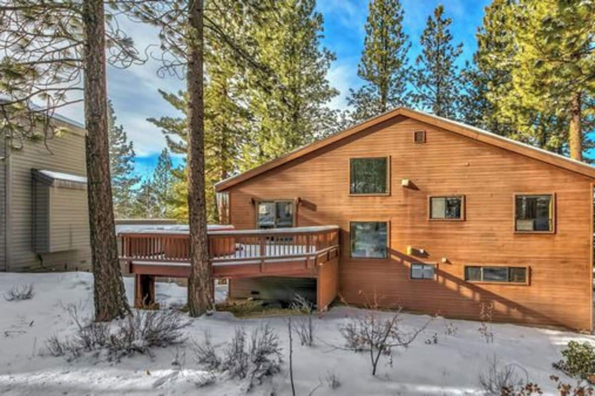 House, 5 Bedrooms (380 Skidder) | Terrace/patio