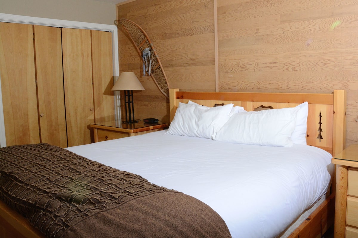 1 chambre, décoration personnalisée, ameublement personnalisé