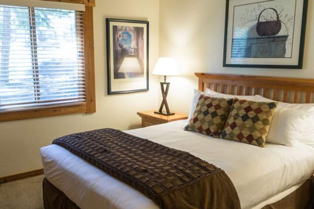 1 bedroom, individually decorated, individually furnished