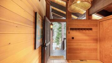 House, 3 Bedrooms (Private Homes, with Den Home) | Living area | 30-inch TV with cable channels, DVD player