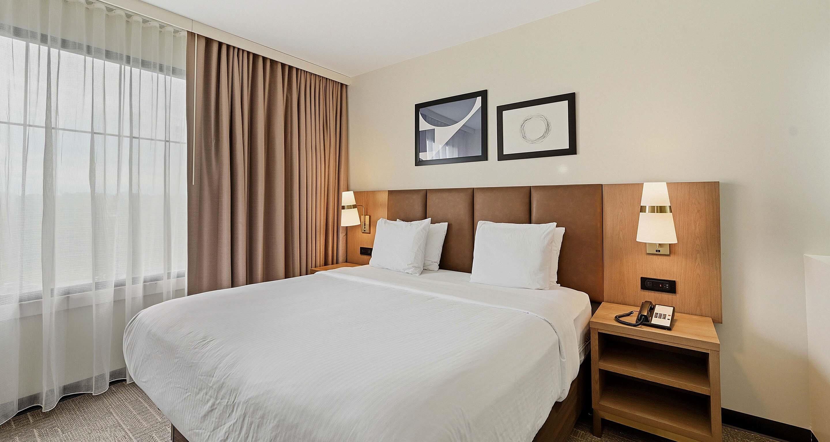 Suite, 1 King Bed, Non Smoking, Kitchen (Full Kitchen) | 1 bedroom, pillowtop beds, in-room safe, desk