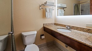 Shower, rainfall showerhead, free toiletries, hair dryer