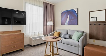 1 quarto, camas com colchões pillow-top, cofres nos quartos