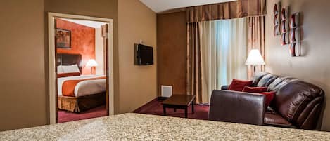 Suite, 1 King Bed, Non Smoking, Kitchen (Full Kitchen) | 1 bedroom, pillowtop beds, in-room safe, desk