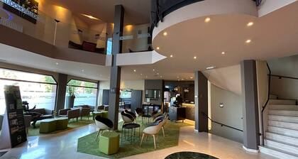 B&B HOTEL Mons Centre