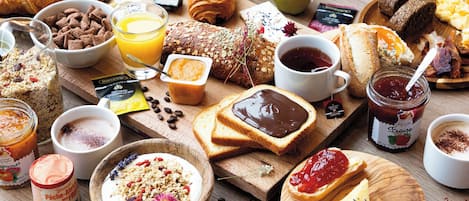 Breakfast buffet