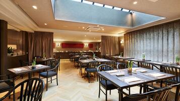 Petit déjeuner buffet compris tous les jours