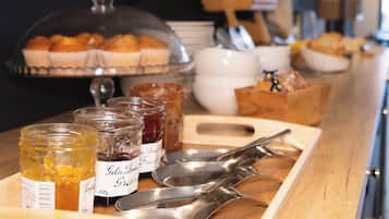Daily continental breakfast for a fee