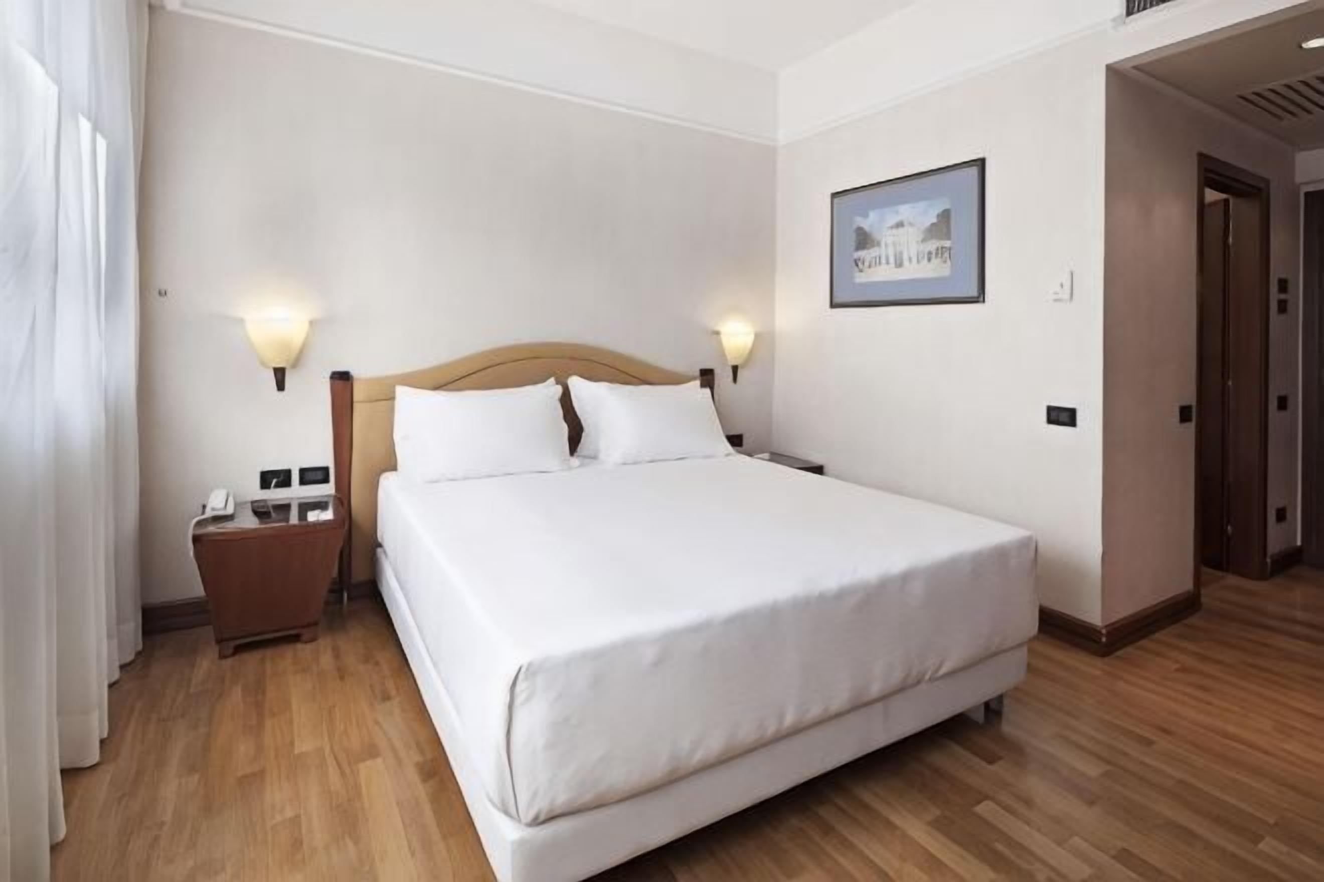 Down comforters, minibar, in-room safe, desk
