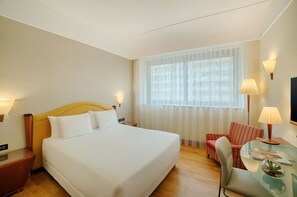 Minibar, in-room safe, desk, soundproofing