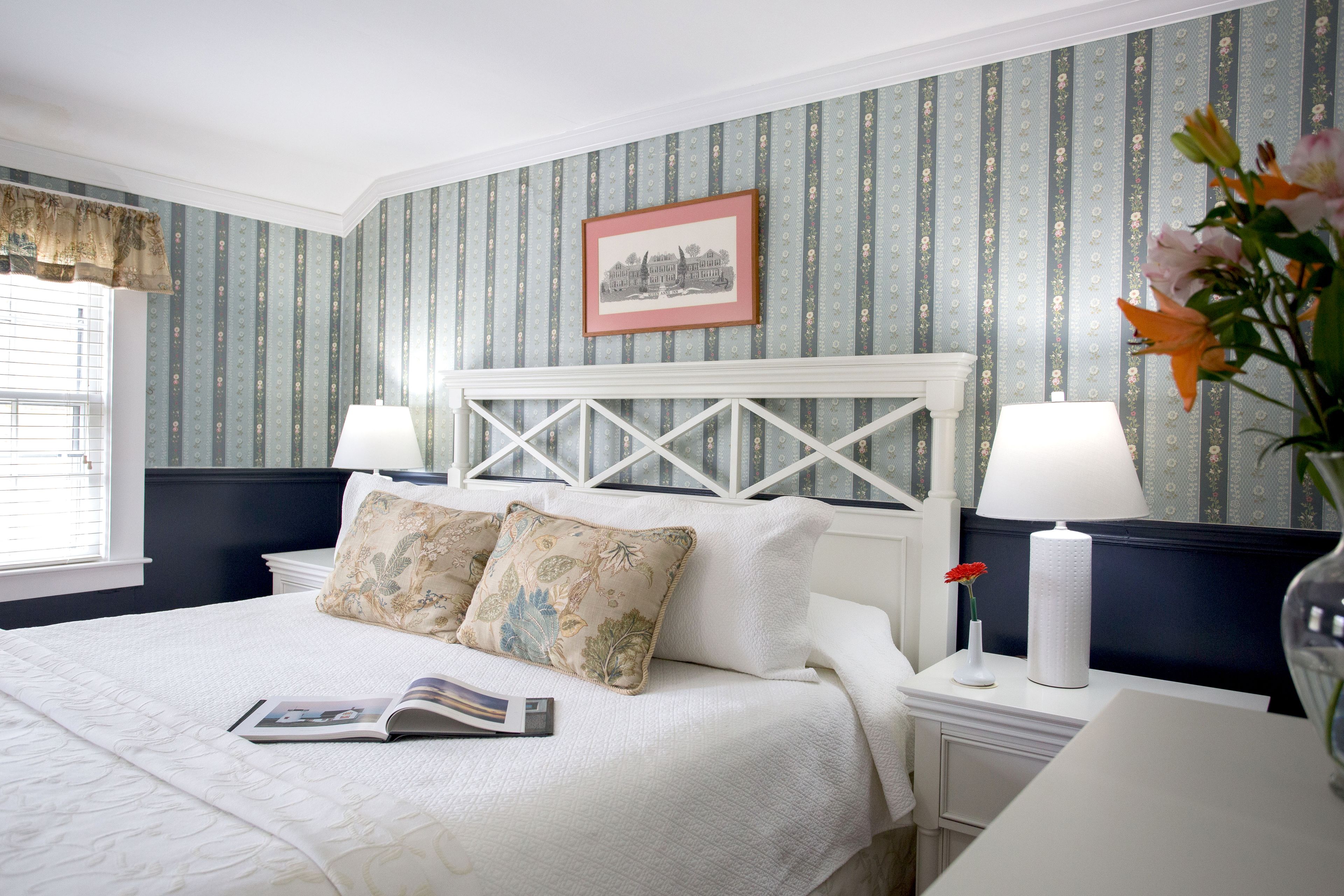 Individually decorated, individually furnished, desk, free WiFi