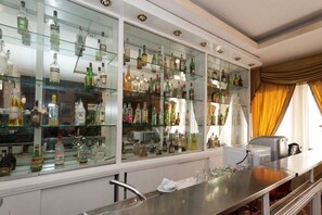 Bar (in der Unterkunft)