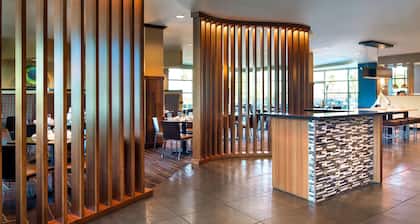 DoubleTree by Hilton San Francisco Airport North Bayfront