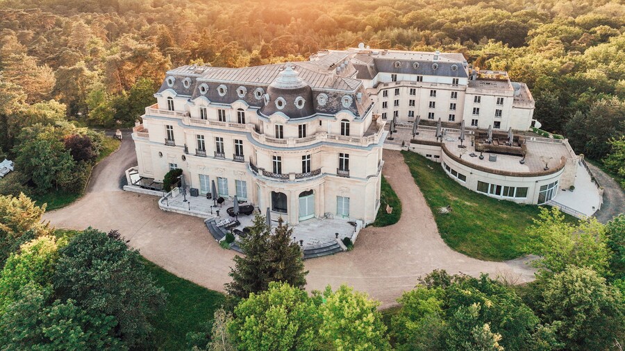 InterContinental Chantilly Chateau Mont Royal by IHG