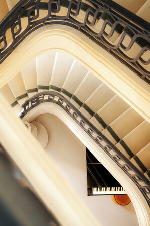 Reception - InterContinental Chantilly Chateau Mont Royal by IHG (La Chapelle-en-Serval)