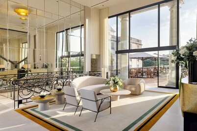 InterContinental Chantilly Chateau Mont Royal by IHG