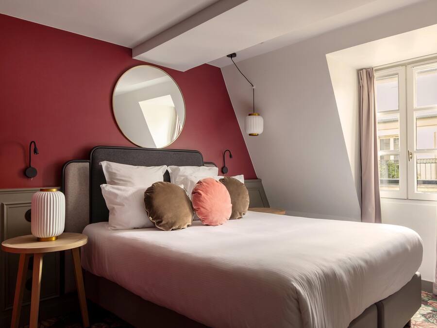 Cozy | Ropa de cama de alta calidad, minibar, caja fuerte y escritorio