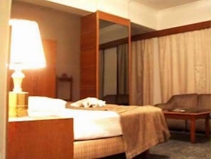 Chambres insonorisées, lits bébé (gratuits)