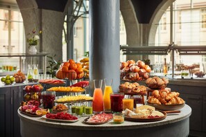 Dagelijks ontbijtbuffet (toeslag)