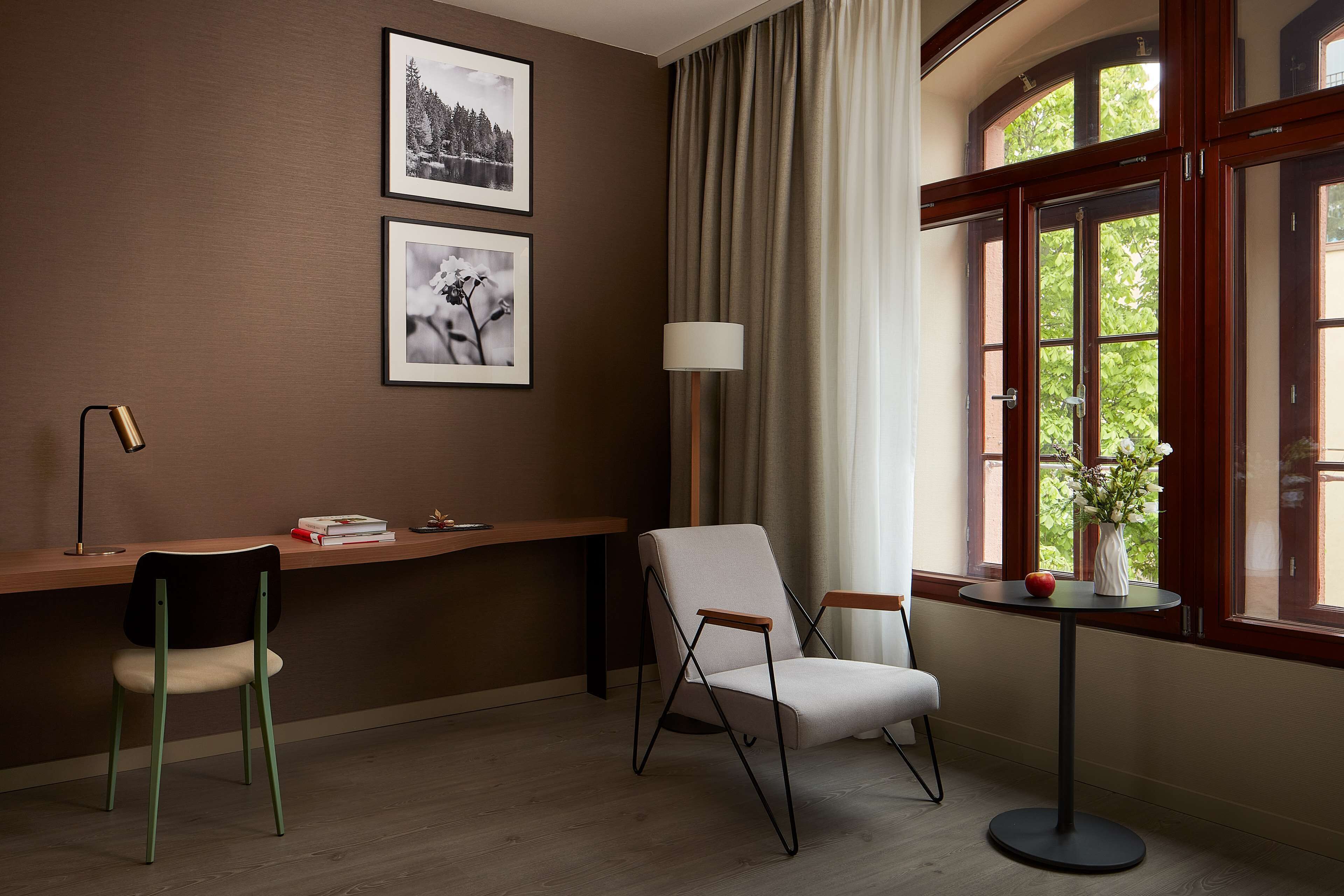 1 bedroom, premium bedding, minibar, in-room safe