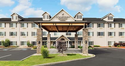 Country Inn & Suites by Radisson, Big Flats (Elmira), NY