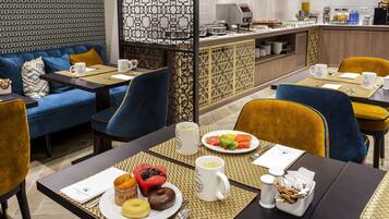 Daily buffet breakfast (EUR 13 per person)