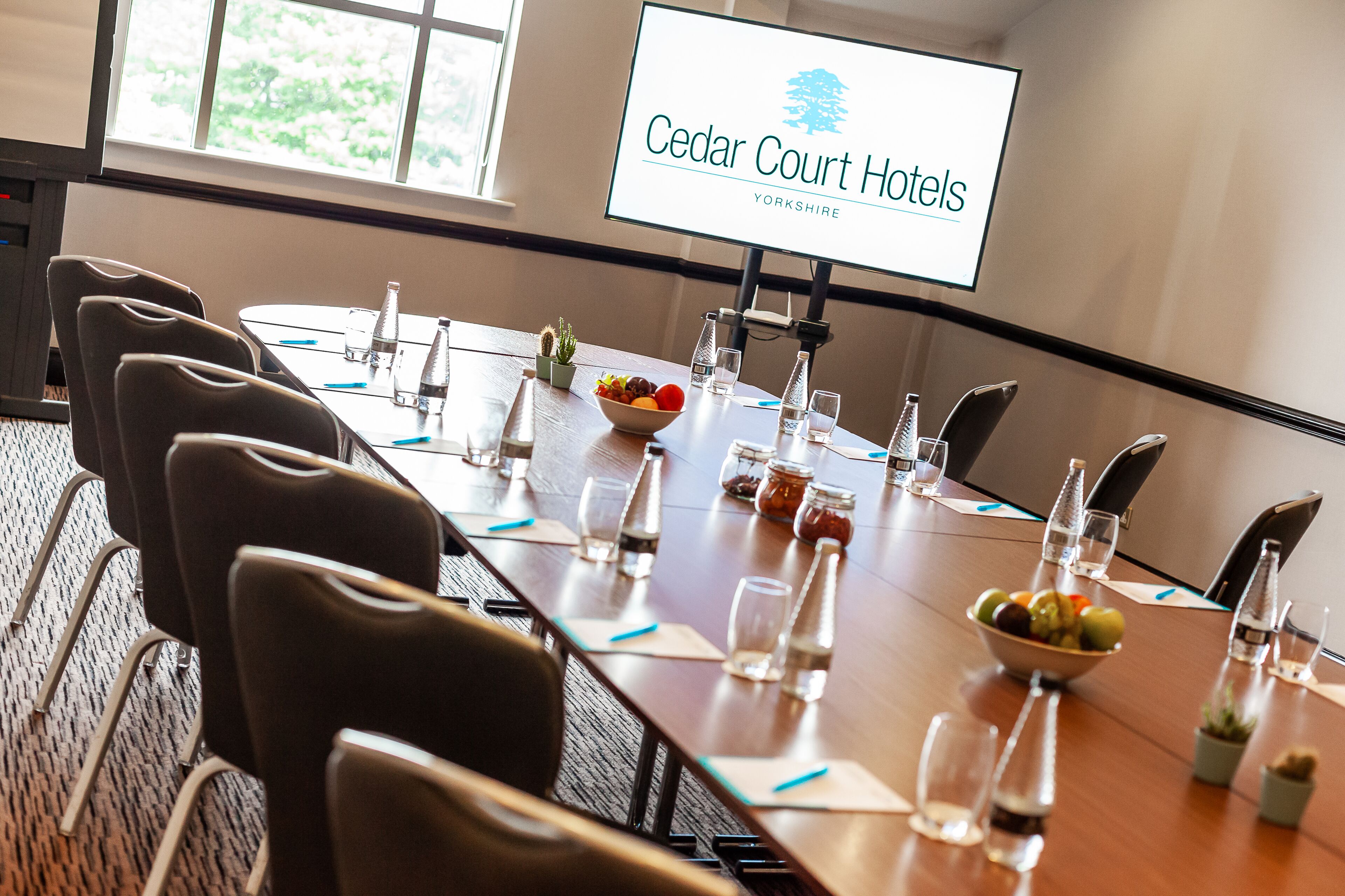 Photo - Cedar Court Bradford