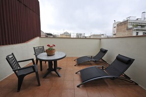 Klassieke kamer, 1 tweepersoonsbed of 2 eenpersoonsbedden, terras | Terras