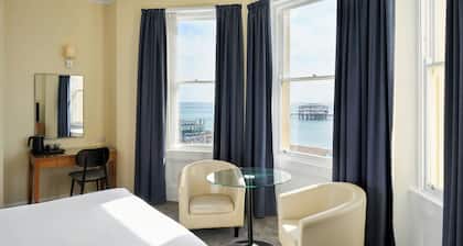 Four Points Flex by Sheraton Brighton
