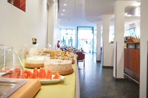 Dagelijks ontbijtbuffet inbegrepen