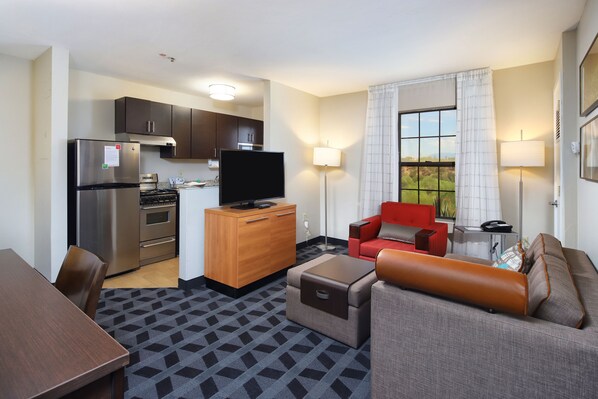 1 bedroom, premium bedding, down comforters, individually furnished