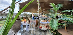 Terrace/patio - DoubleTree by Hilton Harrogate Majestic Hotel & Spa (Harrogate)