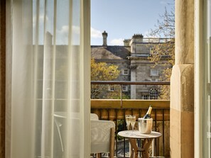 Suite presidencial, 1 cama King size, vista a la ciudad | Vista a la ciudad