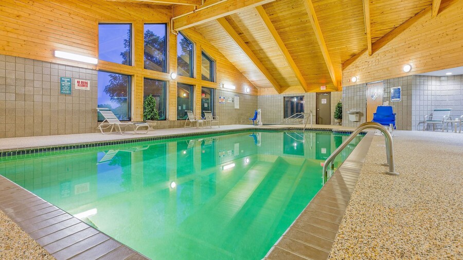 AmericInn by Wyndham Algona