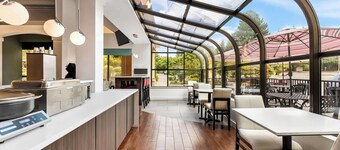 Best Western Plus Parkway Inn