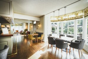 Lounge - Best Western Valley Hotel (Telford)