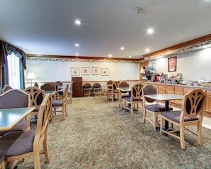 Free daily continental breakfast