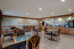 Café da manhã continental grátis todos os dias