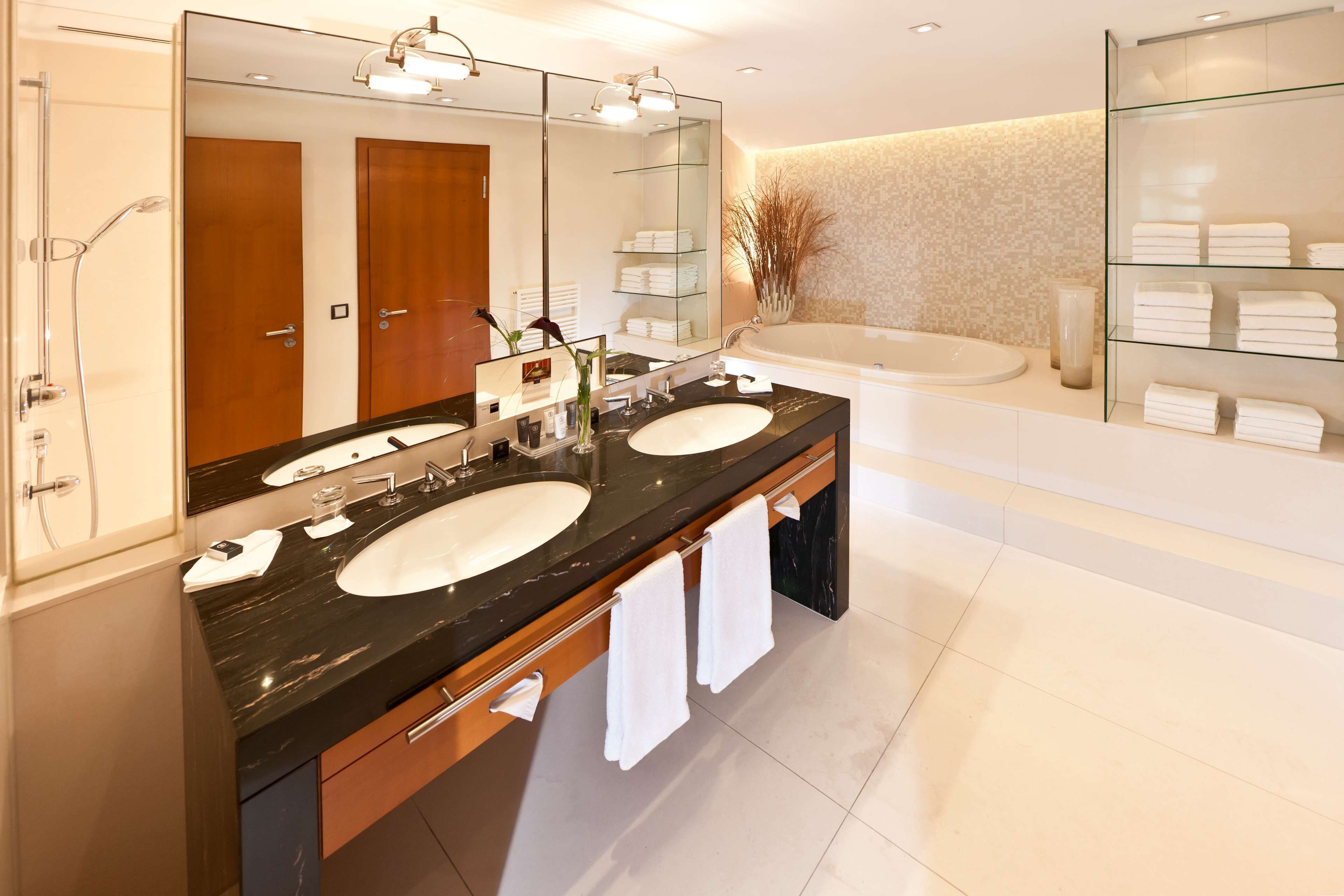 1 bedroom, hypo-allergenic bedding, pillow-top beds, in-room safe